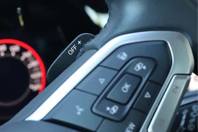 Volkswagen Golf (2021) thumbnail 29