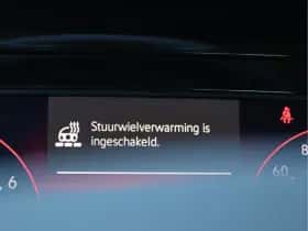 Volkswagen Golf (2021) thumbnail 32