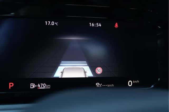 Volkswagen Golf (2021) thumbnail 34