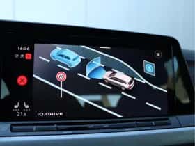 Volkswagen Golf (2021) thumbnail 44
