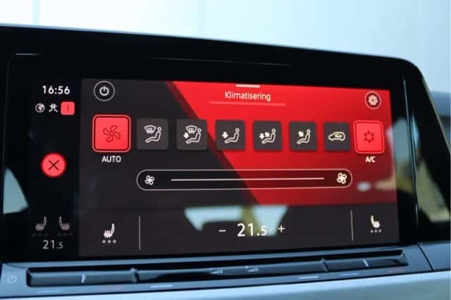 Volkswagen Golf (2021) thumbnail 46