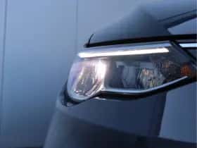 Volkswagen Golf (2021) thumbnail 8