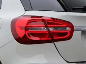 Mercedes-Benz GLA (2015) thumbnail 14