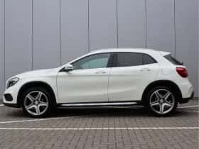 Mercedes-Benz GLA (2015) thumbnail 16