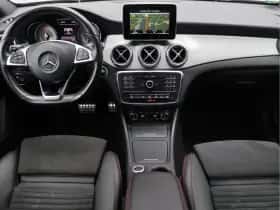 Mercedes-Benz GLA (2015) thumbnail 3