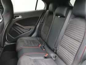 Mercedes-Benz GLA (2015) thumbnail 23