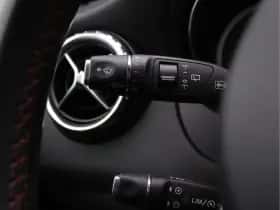 Mercedes-Benz GLA (2015) thumbnail 28