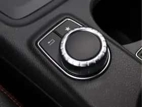 Mercedes-Benz GLA (2015) thumbnail 45