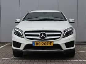 Mercedes-Benz GLA (2015) thumbnail 6