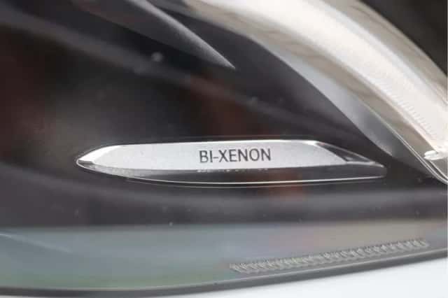 Mercedes-Benz GLA (2015) thumbnail 9