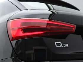 Audi Q3 (2018) thumbnail 12