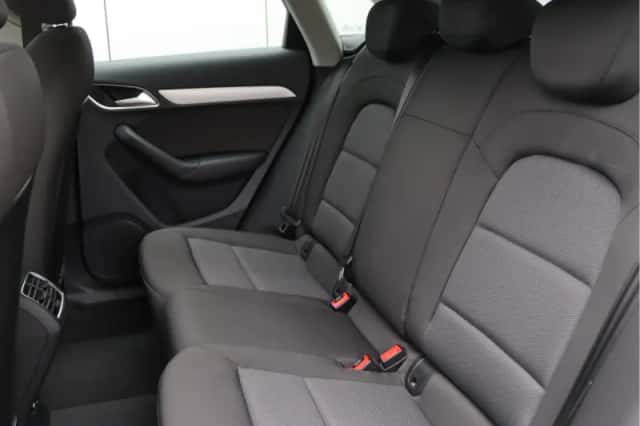 Audi Q3 (2018) thumbnail 22