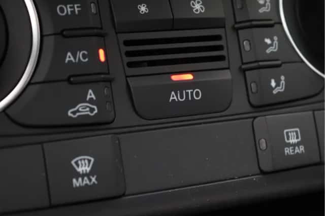 Audi Q3 (2018) thumbnail 41