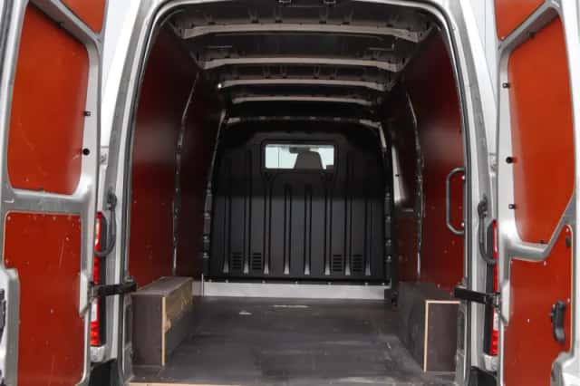 Renault Master (2019) thumbnail 42