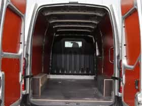 Renault Master (2019) thumbnail 42