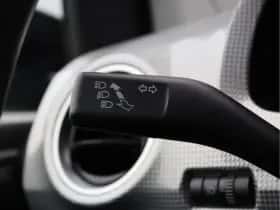 Volkswagen E-Up! (2016) thumbnail 27