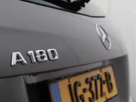 Mercedes-Benz A-Klasse (2015) thumbnail 13