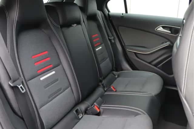 Mercedes-Benz A-Klasse (2015) thumbnail 21