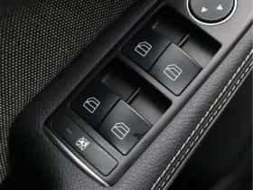 Mercedes-Benz A-Klasse (2015) thumbnail 25