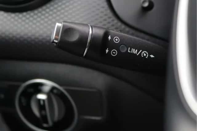 Mercedes-Benz A-Klasse (2015) thumbnail 29