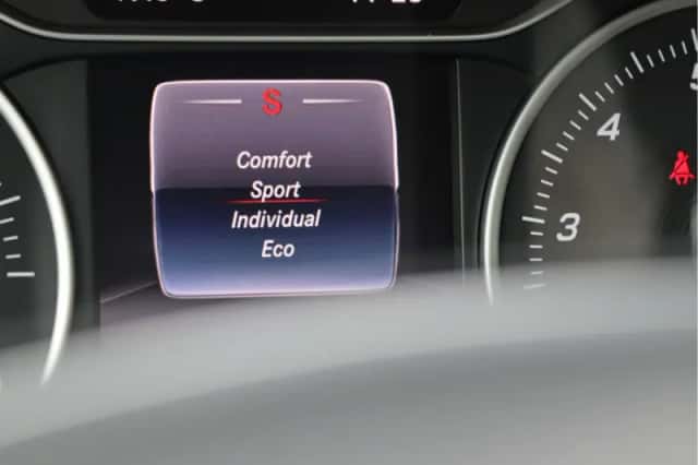 Mercedes-Benz A-Klasse (2015) thumbnail 36