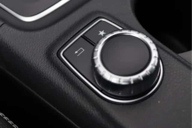Mercedes-Benz A-Klasse (2015) thumbnail 49