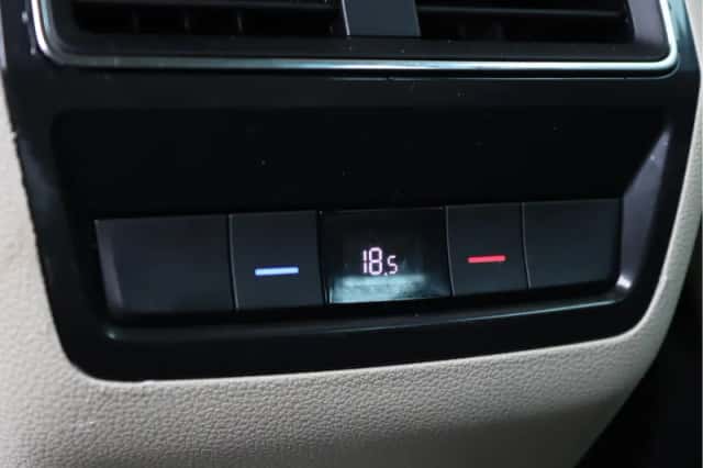 Škoda Kodiaq (2017) thumbnail 29