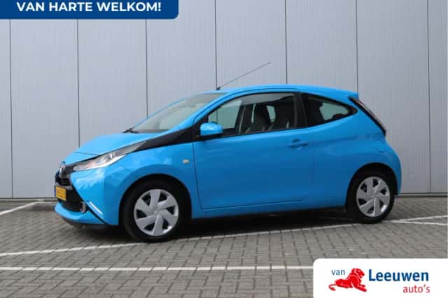 Toyota Aygo (2014) thumbnail 1