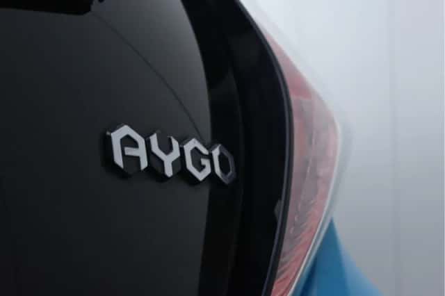 Toyota Aygo (2014) thumbnail 13