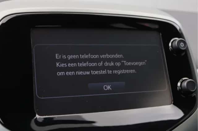 Toyota Aygo (2014) thumbnail 32