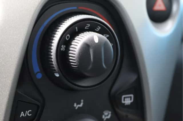 Toyota Aygo (2014) thumbnail 35