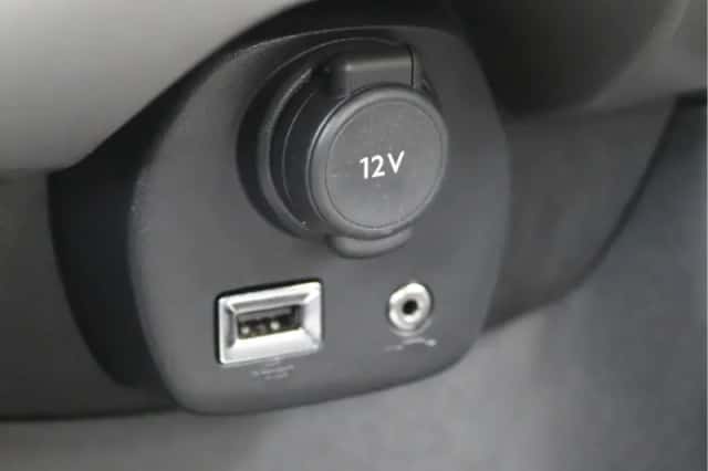 Toyota Aygo (2014) thumbnail 37