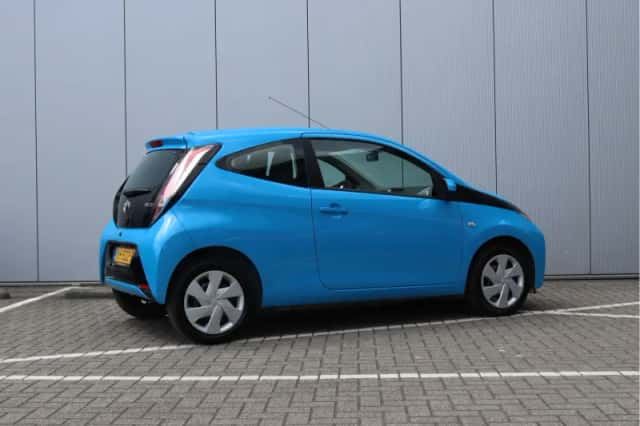 Toyota Aygo (2014) thumbnail 5