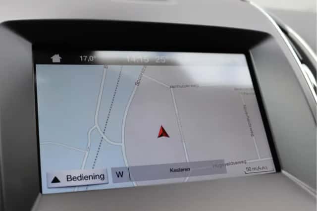Ford S-Max (2015) thumbnail 45