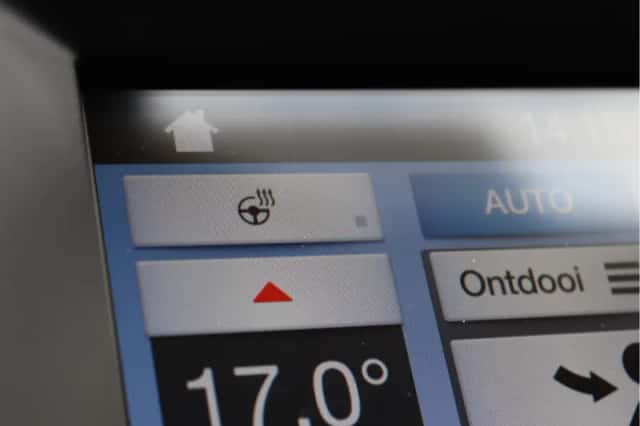 Ford S-Max (2015) thumbnail 49
