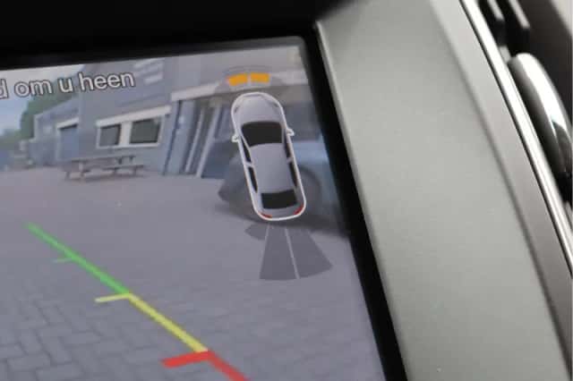 Ford S-Max (2015) thumbnail 57