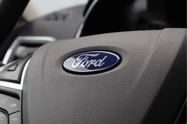 Ford S-Max (2015) thumbnail 68