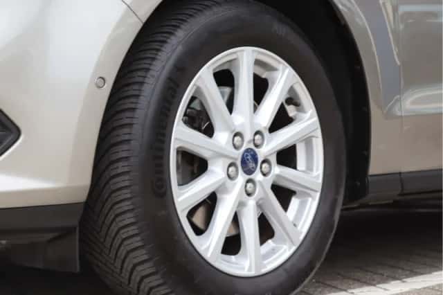 Ford S-Max (2015) thumbnail 10