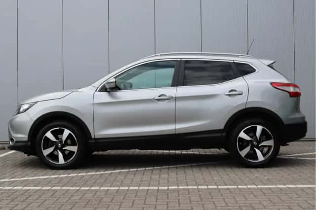 Nissan Qashqai (2017) thumbnail 15