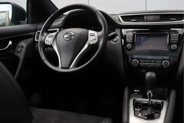 Nissan Qashqai (2017) thumbnail 17