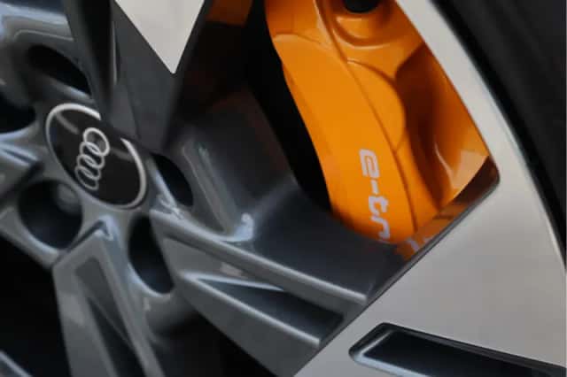 Audi e-tron (2020) thumbnail 13
