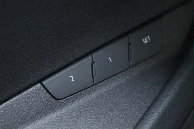 Audi e-tron (2020) thumbnail 38