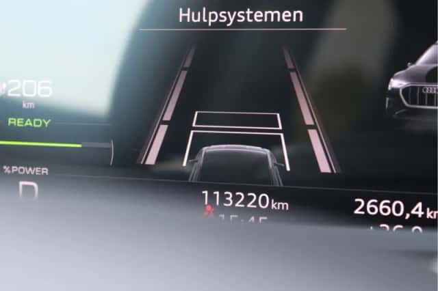 Audi e-tron (2020) thumbnail 52