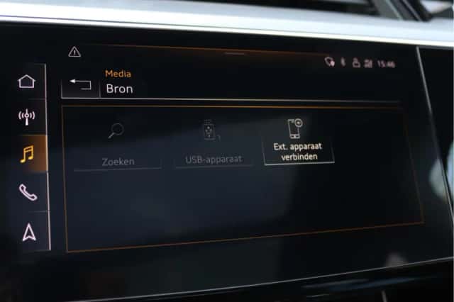Audi e-tron (2020) thumbnail 54