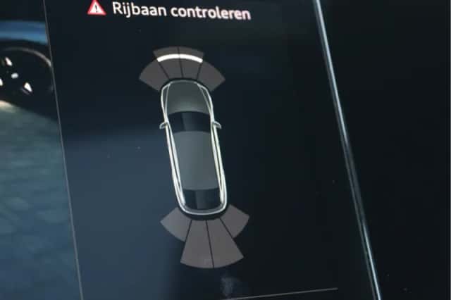 Audi e-tron (2020) thumbnail 62