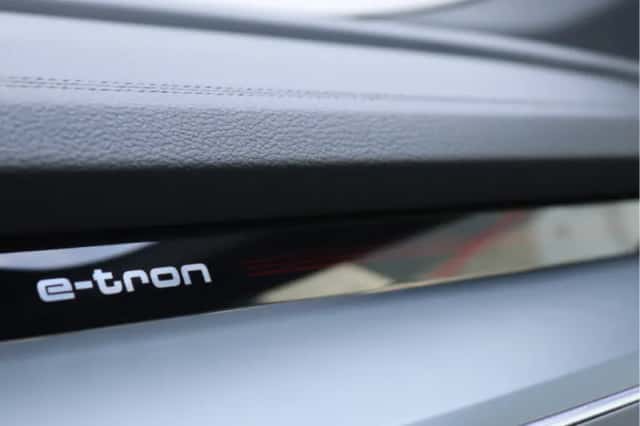 Audi e-tron (2020) thumbnail 70