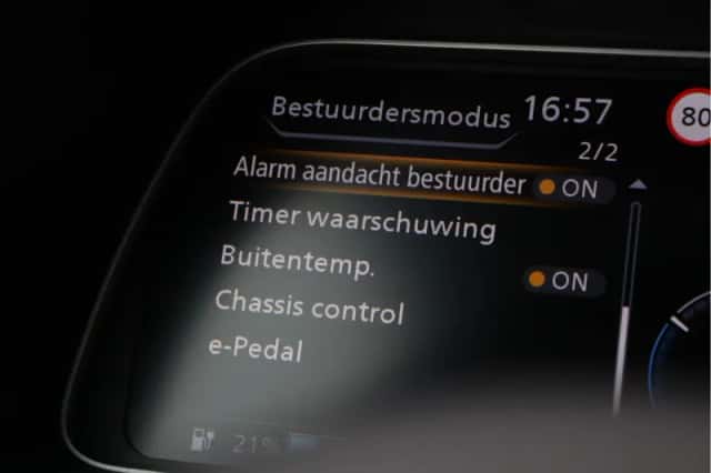 Nissan Leaf (2018) thumbnail 38