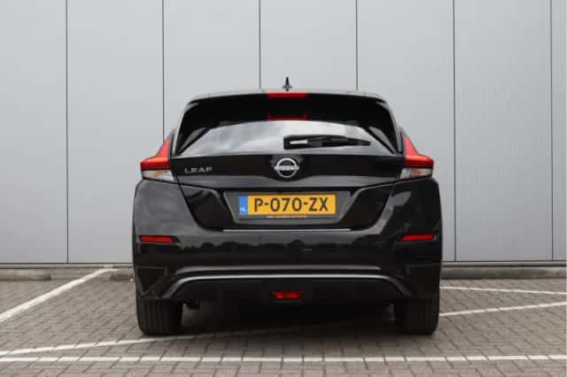 Nissan Leaf (2018) thumbnail 8