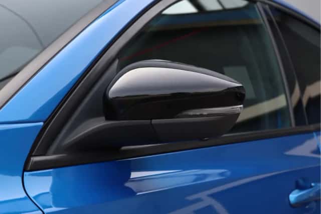 Ford Focus (2018) thumbnail 12