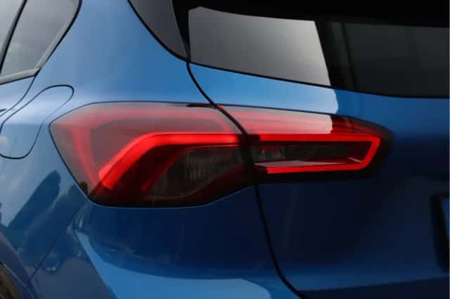 Ford Focus (2018) thumbnail 16